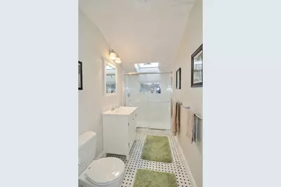 27 Crosby Road #2, Newton, MA 02467 - Photo 6