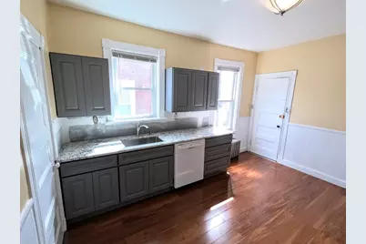 90 Fisher Ave. #3, Boston, MA 02120 - Photo 2