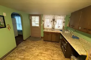 98 Medway St, Norfolk, MA 02056 - Photo 4