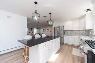 2 Winter Hill Rd, Mattapoisett, MA 02739 - Photo 10