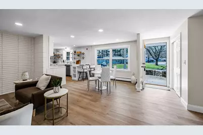 48 Bradford Rd, Natick, MA 01760 - Photo 8