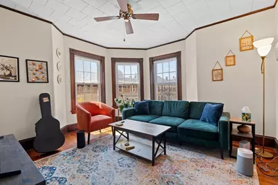 35 Eustis St, Cambridge, MA 02140 - Photo 4