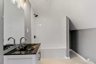 26 Pratt Rd, Fitchburg, MA 01420 - Photo 14