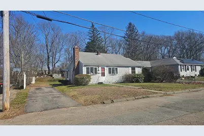 105 Cairn Rd, Brockton, MA 02302 - Photo 1