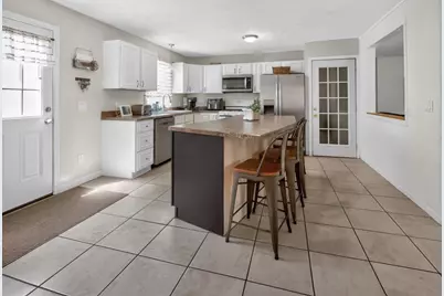 1 Carmen Park Dr, Middleborough, MA 02346 - Photo 4