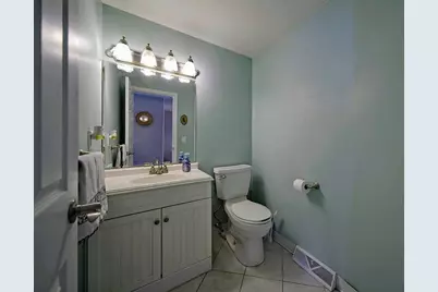 3 Dickinson Dr #A4, Taunton, MA 02780 - Photo 18