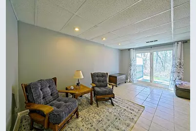 3 Dickinson Dr #A4, Taunton, MA 02780 - Photo 24