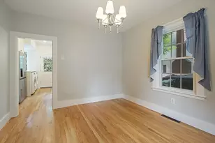 21 Bedford Ct, Concord, MA 01742 - Photo 8