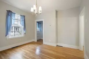 21 Bedford Ct, Concord, MA 01742 - Photo 12