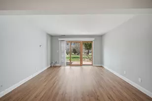 555 Russell Rd, Westfield, MA 01085 - Photo 8