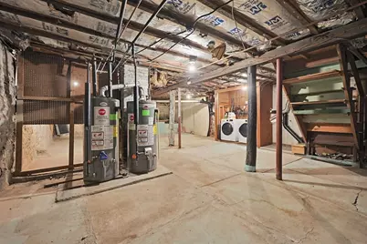 69 E Central, Worcester, MA 01605 - Photo 32