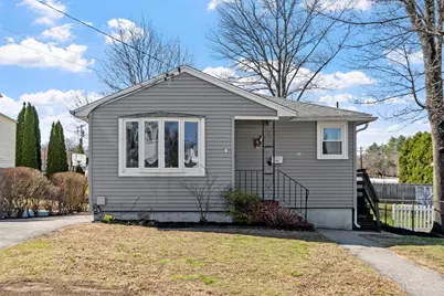 28 Hibiscus Ave, Waltham, MA 02451 - Photo 2