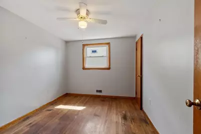 28 Hibiscus Ave, Waltham, MA 02451 - Photo 16