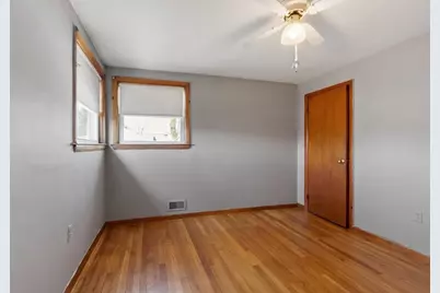 28 Hibiscus Ave, Waltham, MA 02451 - Photo 20