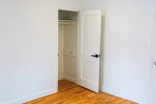 33 Hammond Pond Pkwy, Newton, MA 02467 - Photo 8