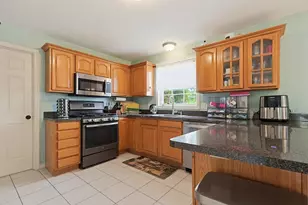 25 West Howard St, Quincy, MA 02169 - Photo 16