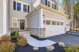 11 Winslow Ln, Grafton, MA 01536 - Photo 2