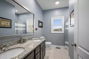 8 Tea Party Dr, Uxbridge, MA 01569 - Photo 20