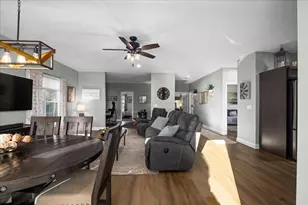 8 Tea Party Dr, Uxbridge, MA 01569 - Photo 12