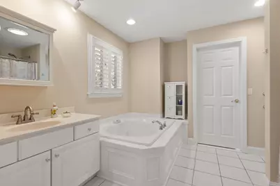 70 Salem Rd, Longmeadow, MA 01106 - Photo 26