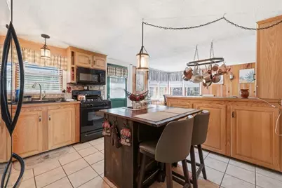 305 Plymouth St, Middleborough, MA 02346 - Photo 10