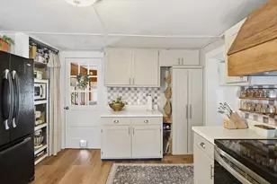 53 Chestnut St, Ware, MA 01082 - Photo 10