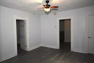 72 Hall St, Springfield, MA 01108 - Photo 10