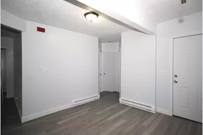 72 Hall St, Springfield, MA 01108 - Photo 22