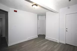 72 Hall St, Springfield, MA 01108 - Photo 22