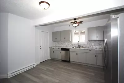 72 Hall St, Springfield, MA 01108 - Photo 20