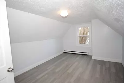 72 Hall St, Springfield, MA 01108 - Photo 36