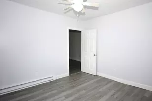 72 Hall St, Springfield, MA 01108 - Photo 24