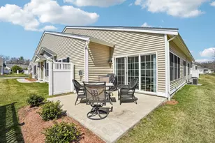 117 Rogerson Crossing, Uxbridge, MA 01569 - Photo 10