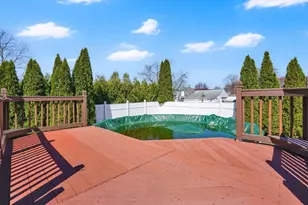 101 Ray St, Ludlow, MA 01056 - Photo 8