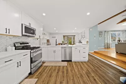 27 Hogg Memorial Dr, Whitman, MA 02382 - Photo 20