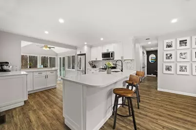 27 Hogg Memorial Dr, Whitman, MA 02382 - Photo 16