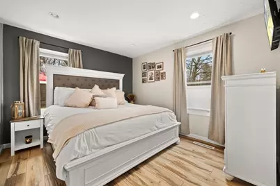 27 Hogg Memorial Dr, Whitman, MA 02382 - Photo 22