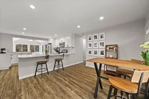 27 Hogg Memorial Dr, Whitman, MA 02382 - Photo 14