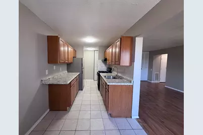 68 Shrewsbury Green Dr #J, Shrewsbury, MA 01545 - Photo 2