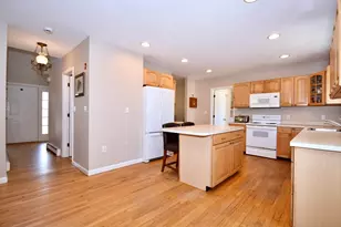 11 Oak Blf Rd, Bourne, MA 02562 - Photo 14