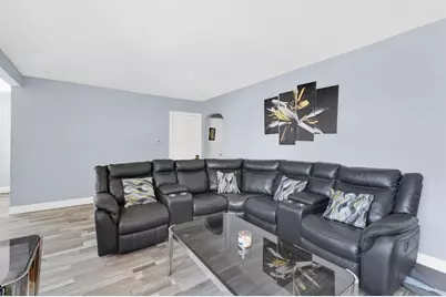 95 Clark St, Chicopee, MA 01013 - Photo 6