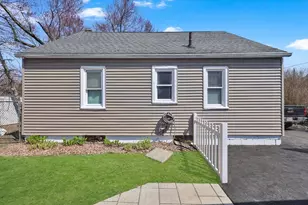 95 Clark St, Chicopee, MA 01013 - Photo 28