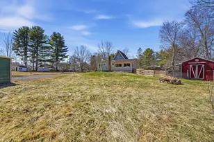 41 Russ St, Orange, MA 01364 - Photo 32