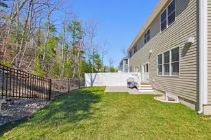 57 Thomas Mann Cir, Norfolk, MA 02056 - Photo 36