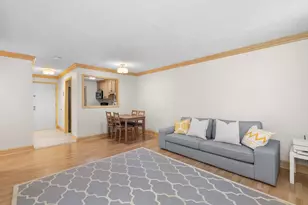 266 Albion St, Wakefield, MA 01880 - Photo 2