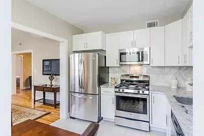 4 Leicester St #4, Boston, MA 02135 - Photo 2