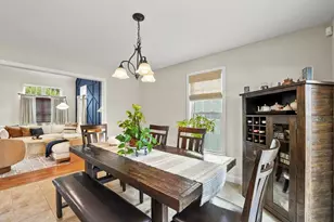 160 Apple Tree Ln, New Bedford, MA 02740 - Photo 14