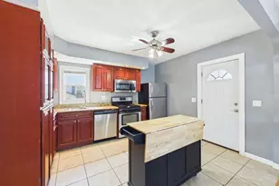 69 Newton St, New Bedford, MA 02740 - Photo 22