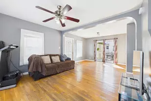 69 Newton St, New Bedford, MA 02740 - Photo 12