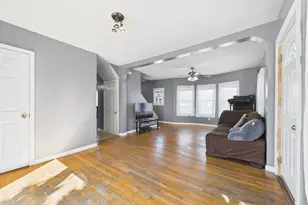 69 Newton St, New Bedford, MA 02740 - Photo 14